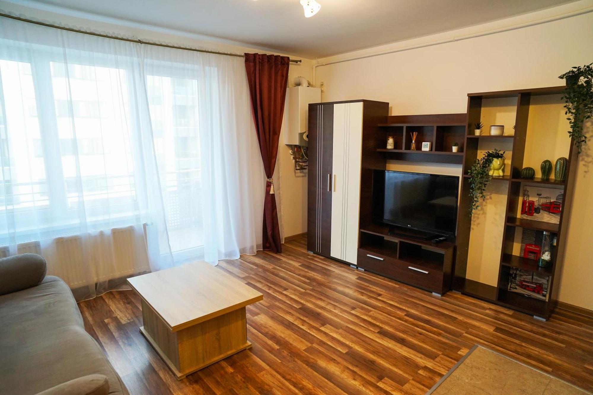Mirandis Apartments - Comfort & Private Parking Near Coresi Mall Brasov Bagian luar foto