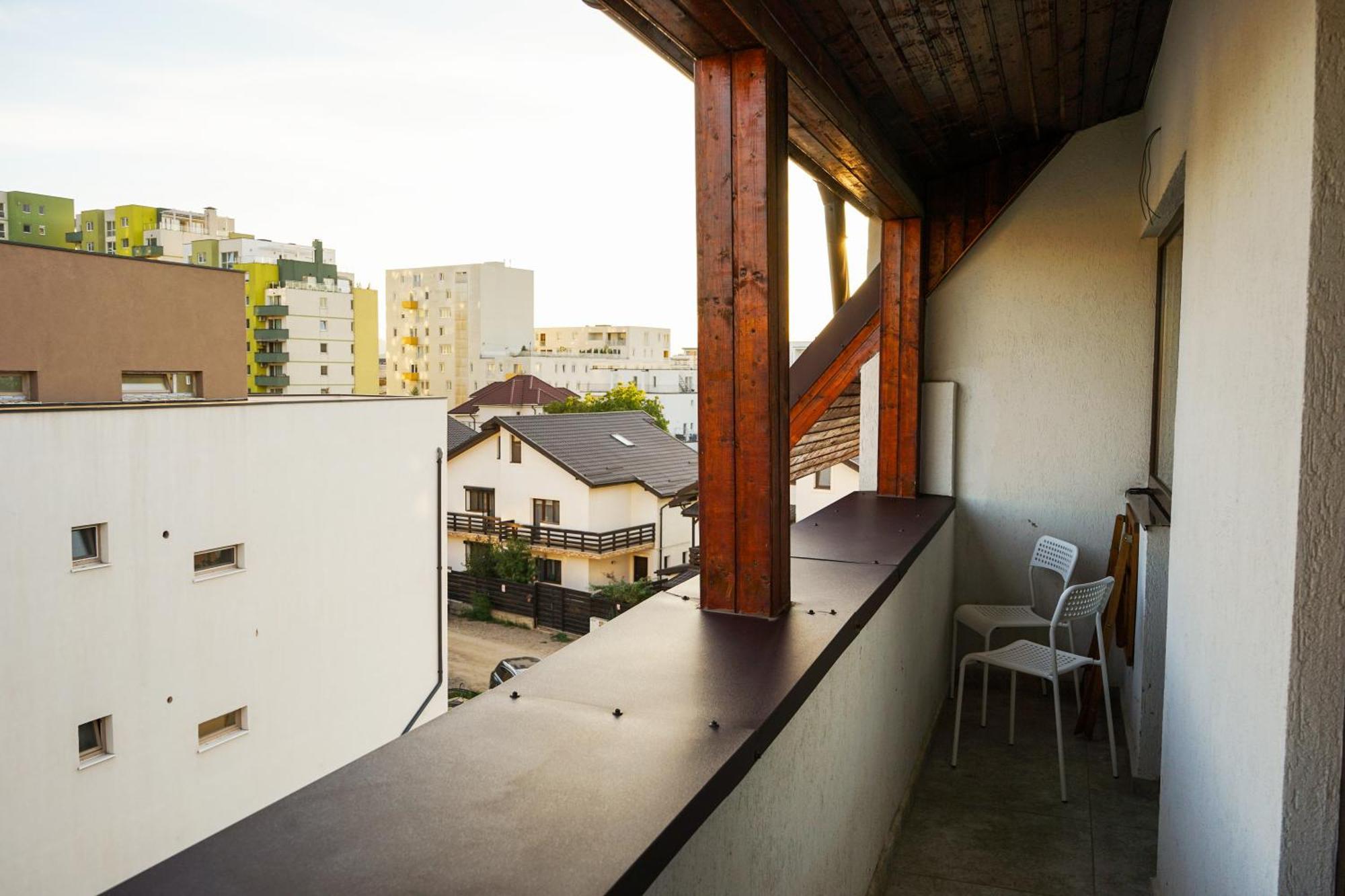 Mirandis Apartments - Comfort & Private Parking Near Coresi Mall Brasov Bagian luar foto